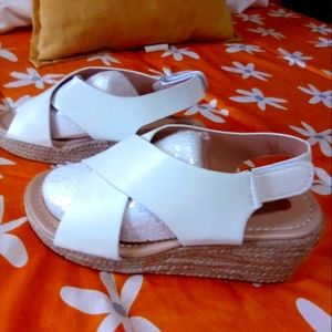 Sandals for adult